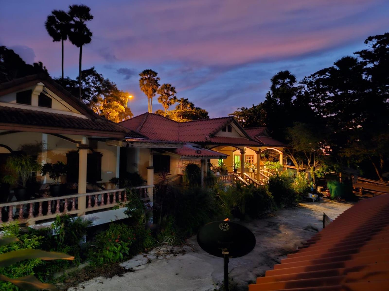 Rose Bungalow At Ya Nui Beach Villa Nai Harn Dış mekan fotoğraf